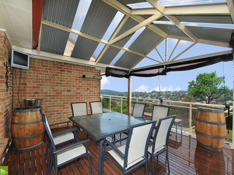 19 Silvertop Parade, Cordeaux Heights NSW 2526