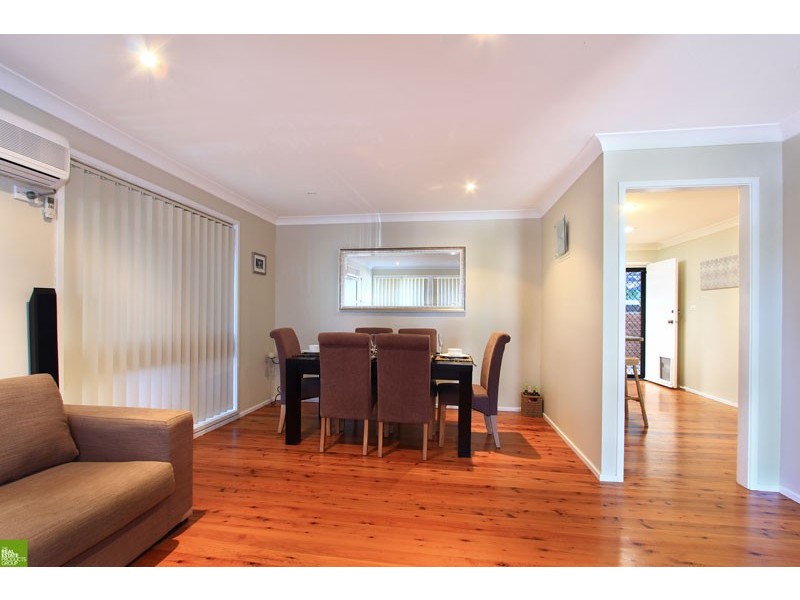 8 Hibiscus Place, Unanderra NSW 2526