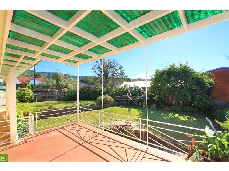 90 Dumfries Avenue, Mount Ousley NSW 2519