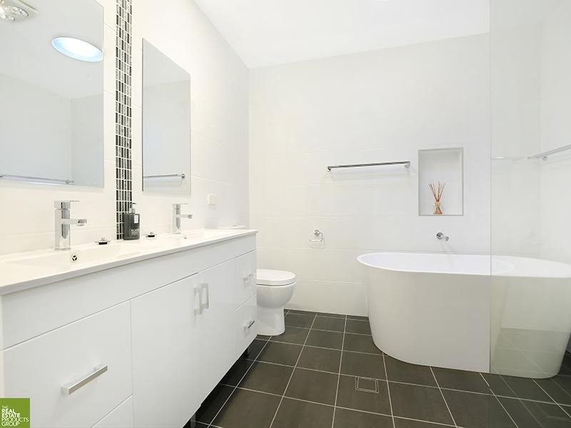 14 Jacaranda Avenue, Figtree NSW 2525