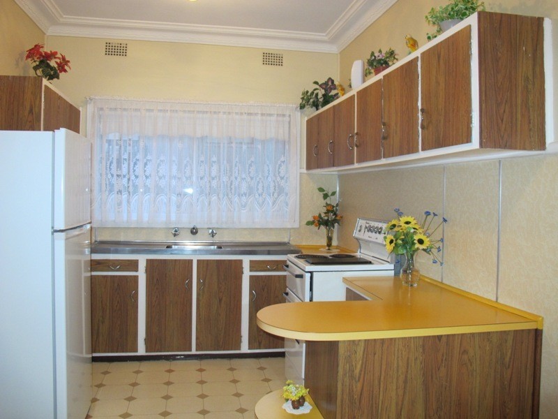 35 Waples Road, Farmborough Heights NSW 2526