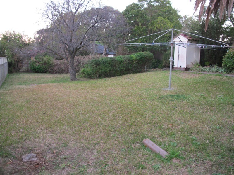 35 Waples Road, Farmborough Heights NSW 2526