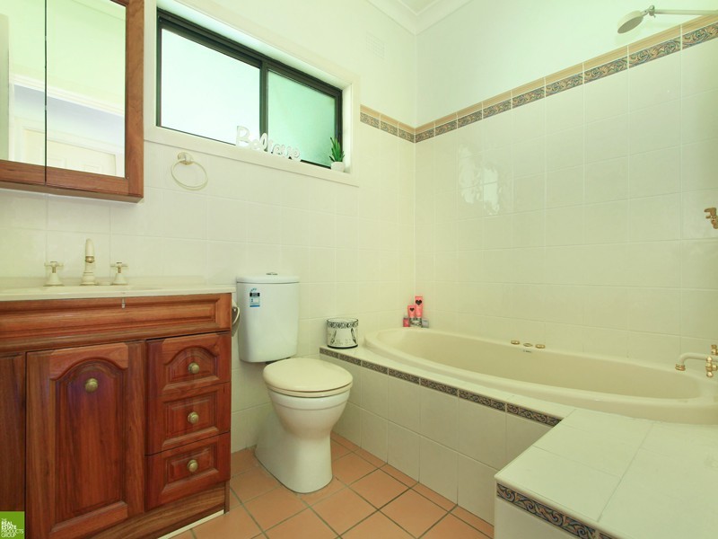 32 Coolabah Road, Dapto NSW 2530