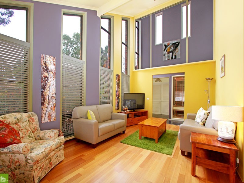 5 Patanga Close, Cordeaux Heights NSW 2526