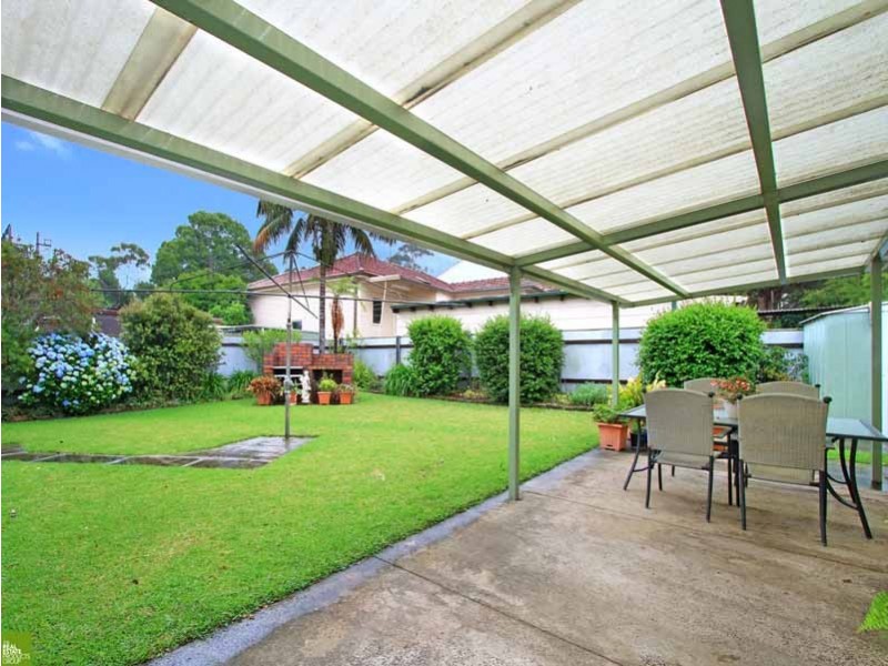 36 Beacon Avenue, Bulli NSW 2516