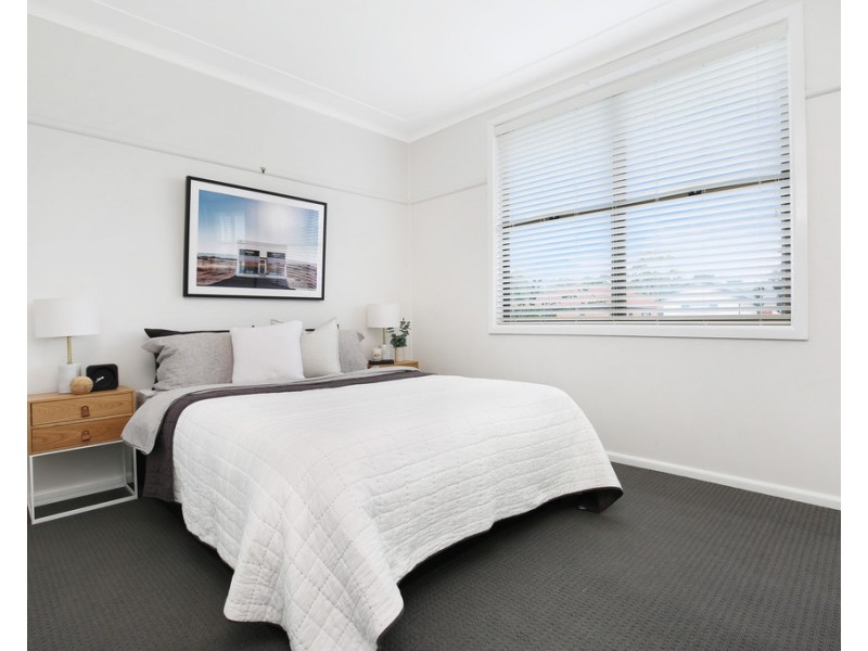 28 Waples Road, Unanderra NSW 2526