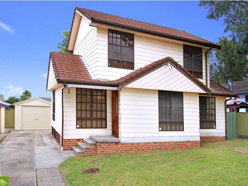 297 Northcliffe Drive, Berkeley NSW 2506