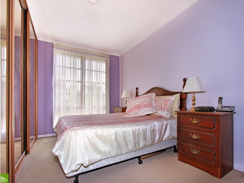 297 Northcliffe Drive, Berkeley NSW 2506