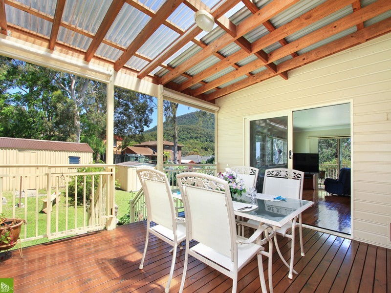 32 Gerard Avenue, Farmborough Heights NSW 2526