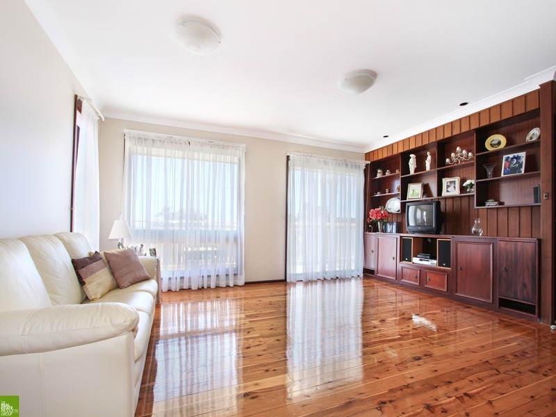 32 Gerard Avenue, Farmborough Heights NSW 2526