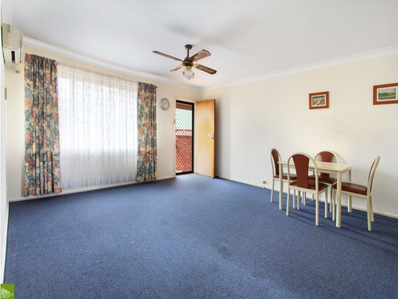 3/14 Watson Street, Oak Flats NSW 2529