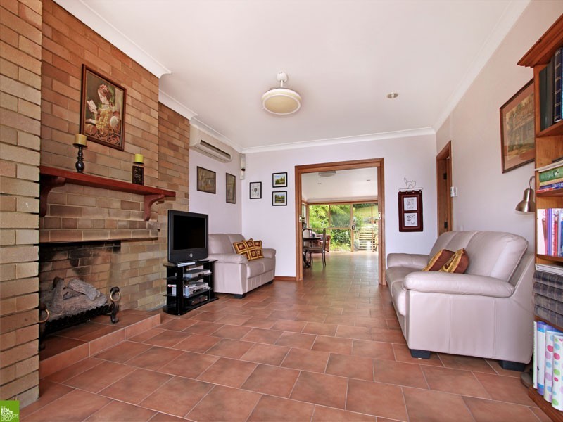 28 Gundarun Street, West Wollongong NSW 2500