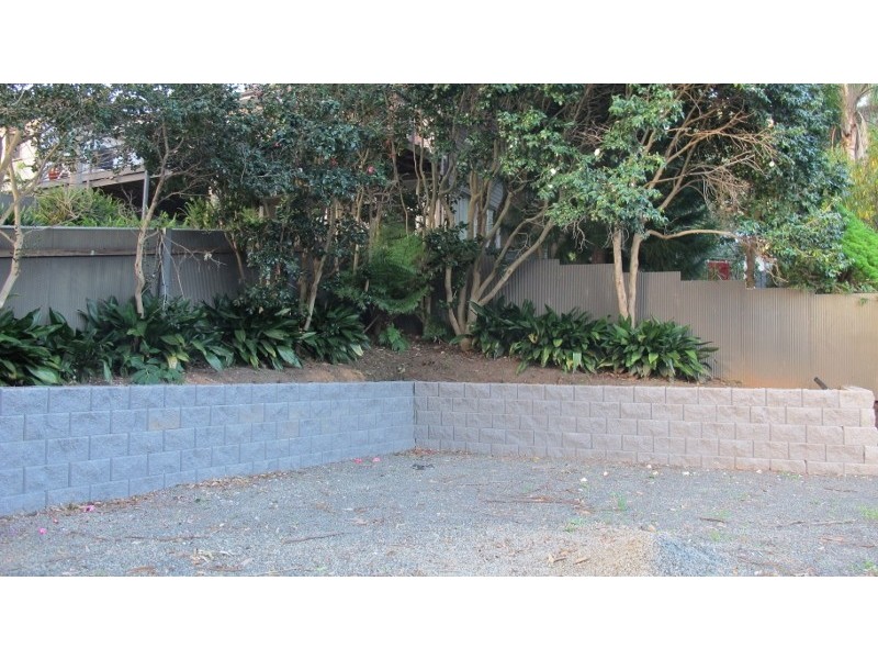 2 Toorak Avenue., Mangerton NSW 2500
