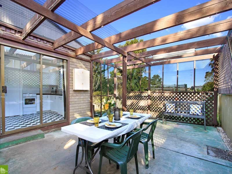 3 Stratford Road, Unanderra NSW 2526