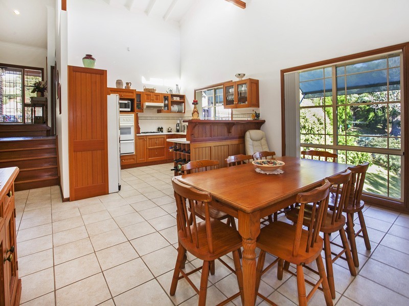 44 Natan Place, Cordeaux Heights NSW 2526