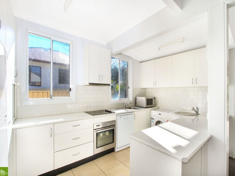 58 Albert Street, Unanderra NSW 2526