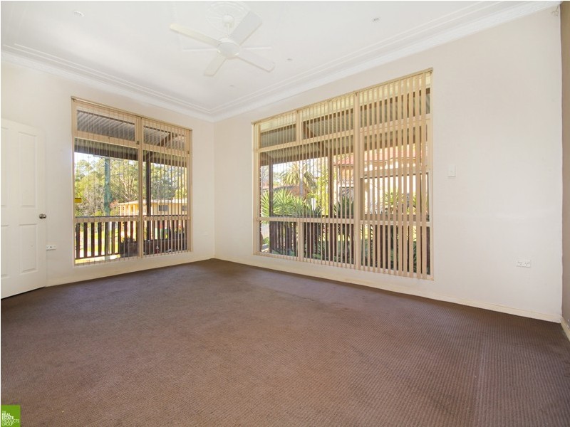 6 Elnathan Place, Mount Pleasant NSW 2519