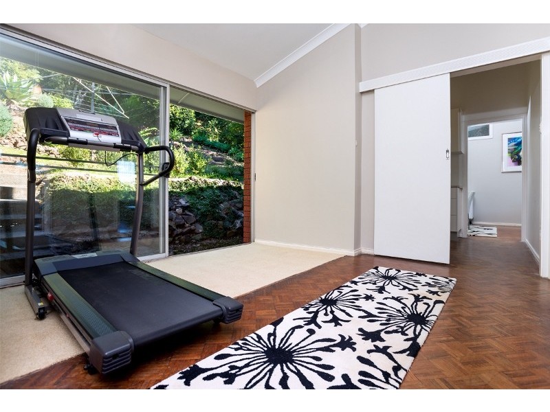 42 Risley Road, Figtree NSW 2525