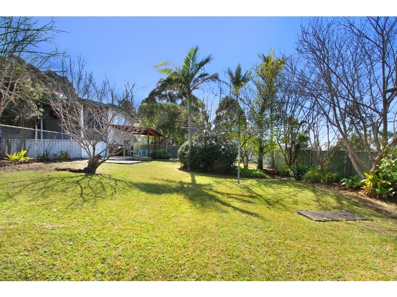 1 Gerard Avenue, Farmborough Heights NSW 2526