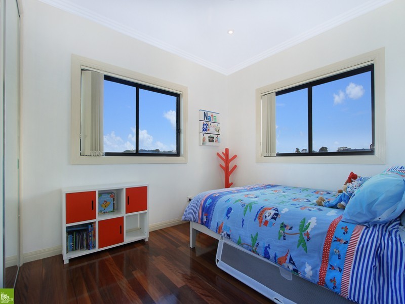 39 Cochrane Street, West Wollongong NSW 2500