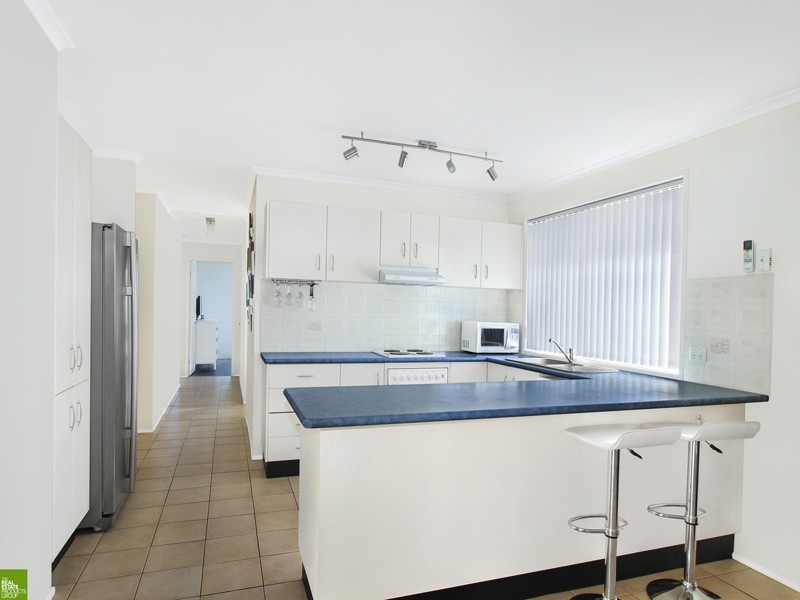 9 Sawtell Street, Albion Park NSW 2527
