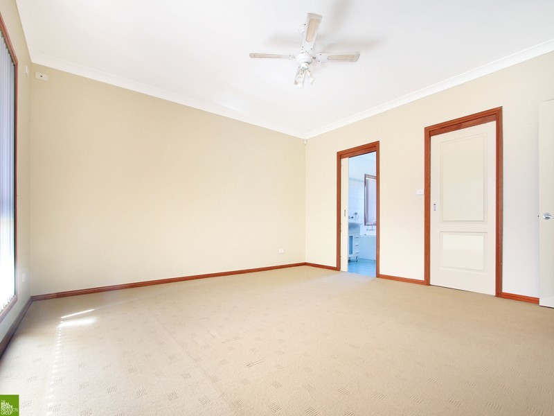 63 Hargraves Avenue, Albion Park Rail NSW 2527