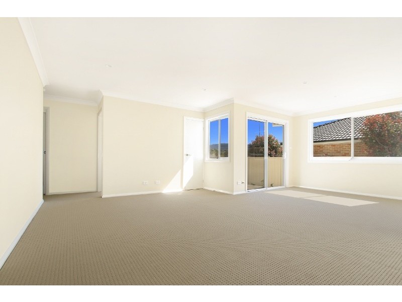2/5 Albert Street, Unanderra NSW 2526