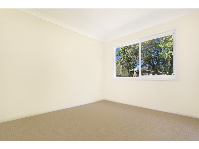 2/5 Albert Street, Unanderra NSW 2526