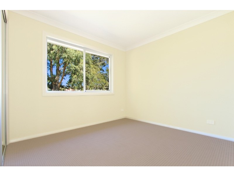 2/5 Albert Street, Unanderra NSW 2526