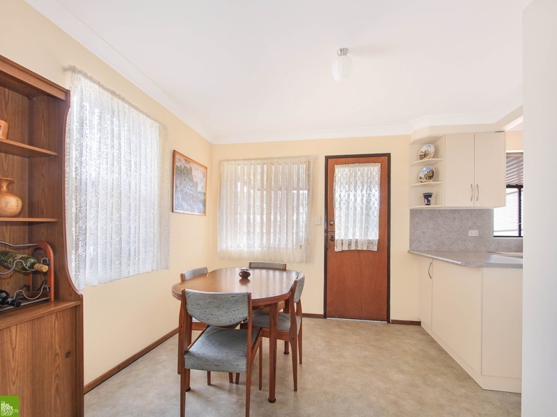 2/96 Central Road, Unanderra NSW 2526