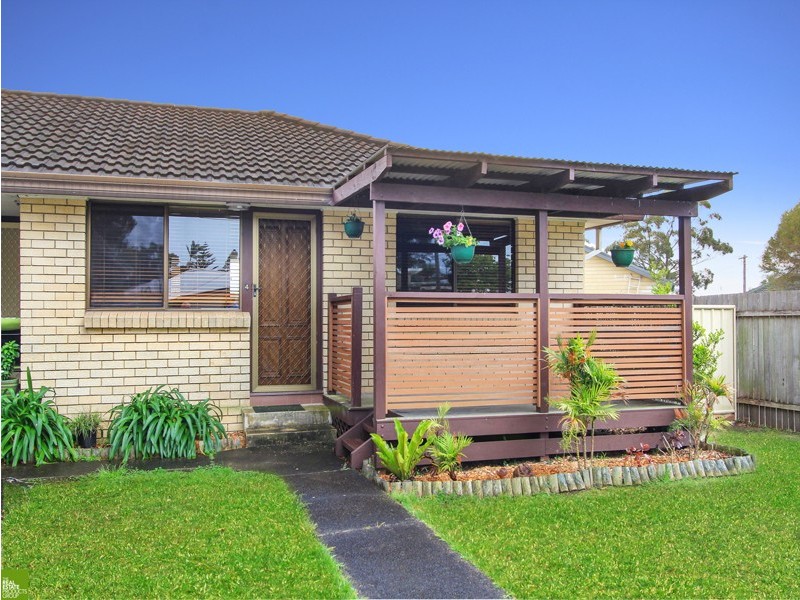 4/4 Lyne Street, Oak Flats NSW 2529