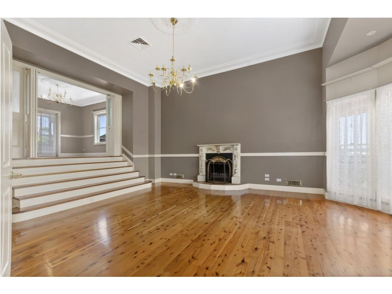 9 Odenpa Road, Cordeaux Heights NSW 2526