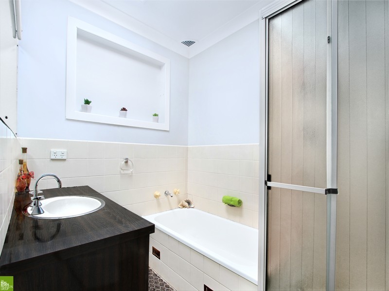 5 Cordeaux Road, Figtree NSW 2525