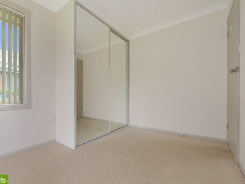 5 Rickard Road, Unanderra NSW 2526