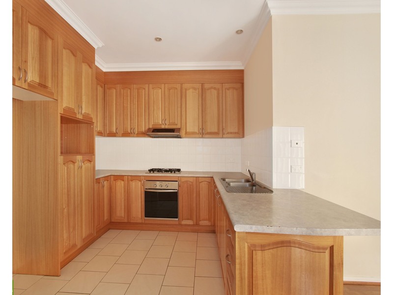 3/8 Mackie Street, Coniston NSW 2500