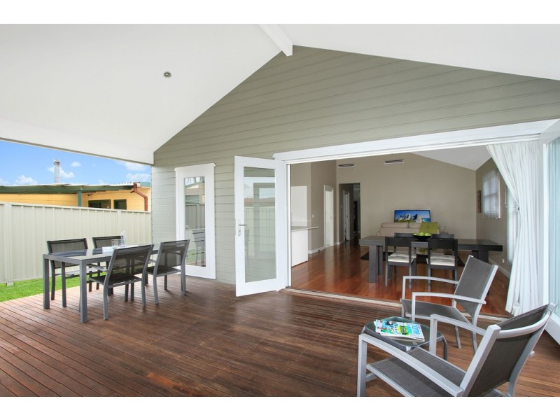 113 The Avenue, Mount Saint Thomas NSW 2500