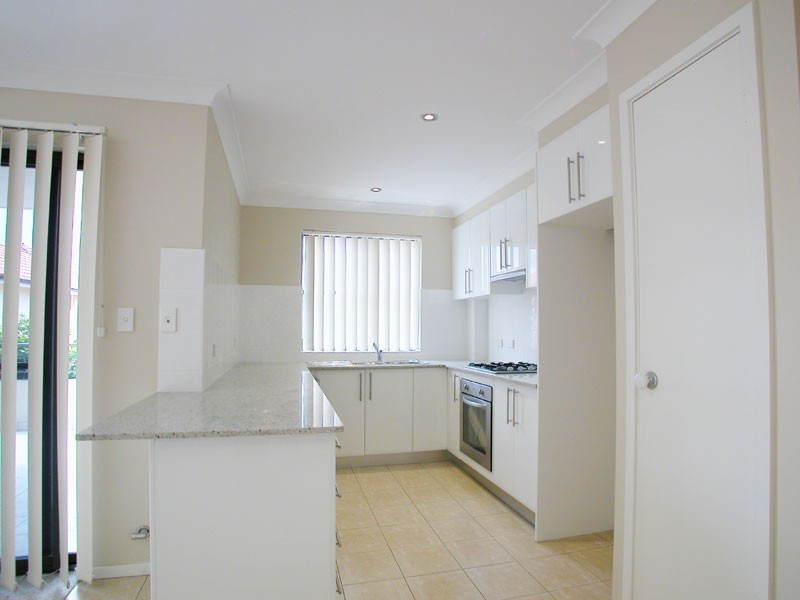 21/13 Cambridge Avenue, Fairy Meadow NSW 2519