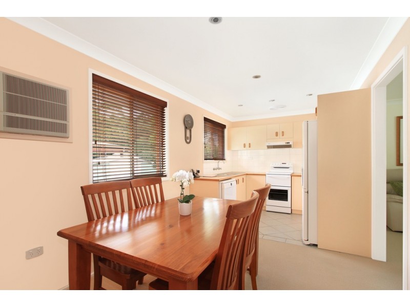 35 Coachwood Drive, Unanderra NSW 2526