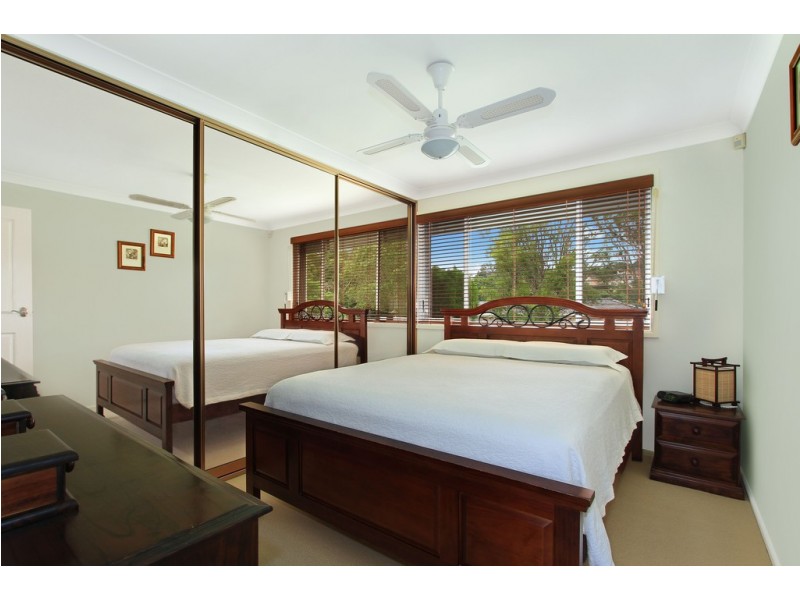 35 Coachwood Drive, Unanderra NSW 2526