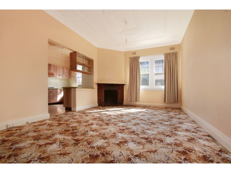 35 Rawlinson Avenue, Wollongong NSW 2500