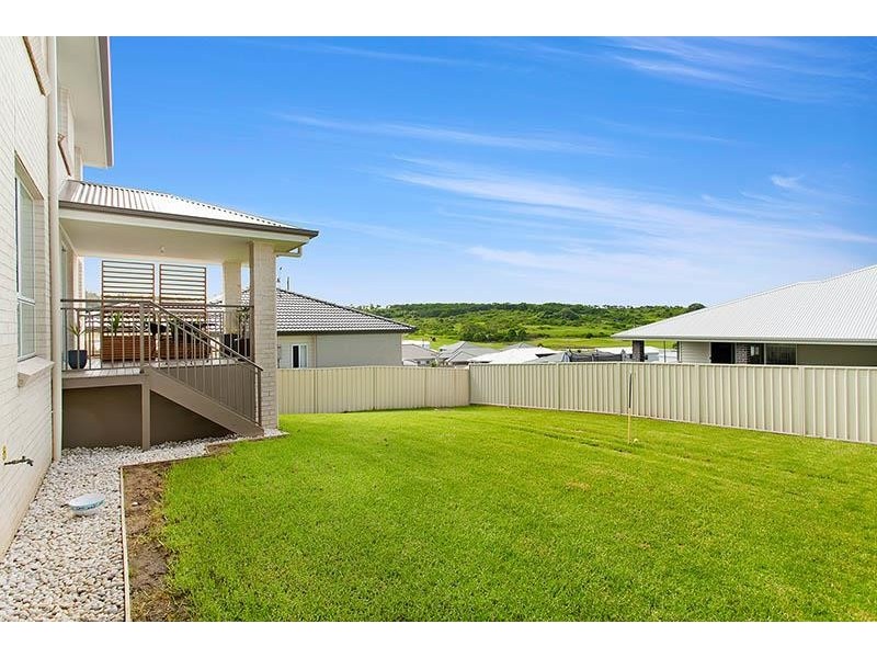 11 Muirfield Avenue, Shell Cove NSW 2529