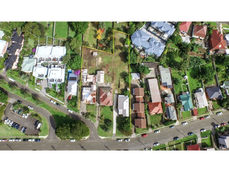 33, 35 and 37 Rawlinson Avenue, Wollongong NSW 2500