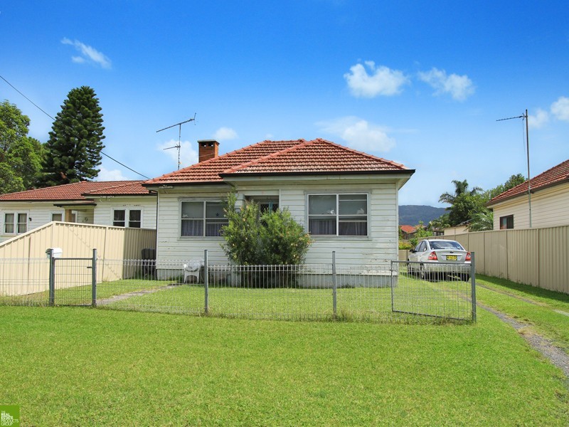 12 Clifford Street, Fairy Meadow NSW 2519