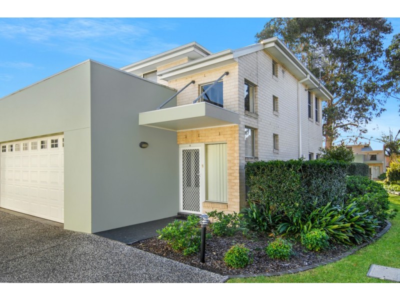 6/4a Tallegalla Street, Unanderra NSW 2526