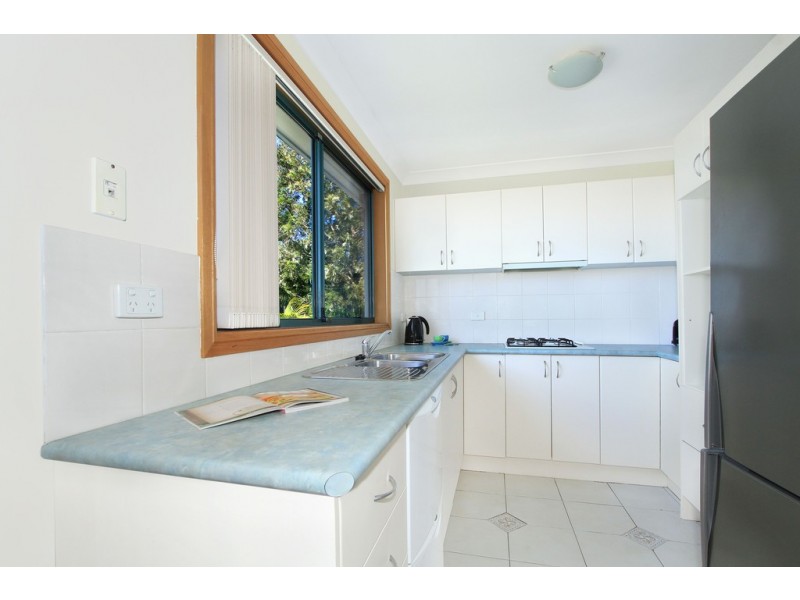 1/24 Baragoot Road, Flinders NSW 2529