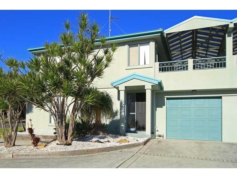 1/24 Baragoot Road, Flinders NSW 2529