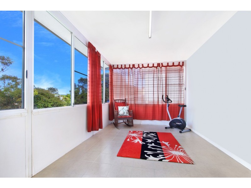 91 Farmborough Road, Unanderra NSW 2526
