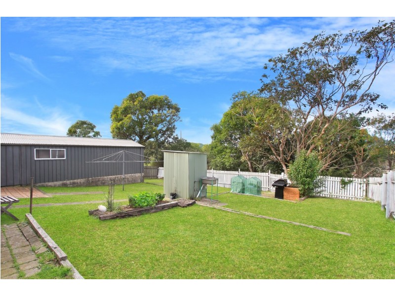 91 Farmborough Road, Unanderra NSW 2526