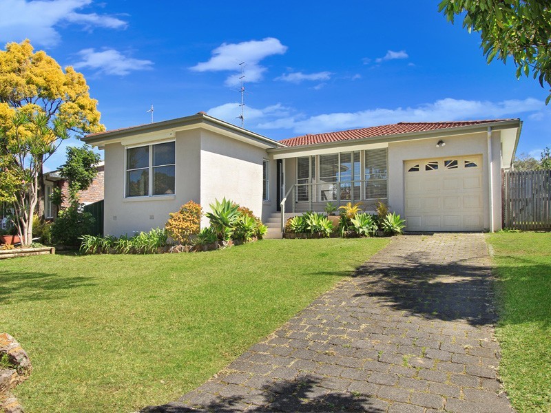 28 Coachwood Drive, Unanderra NSW 2526