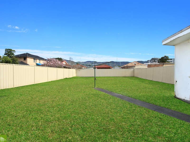 14 Clifford Street, Fairy Meadow NSW 2519
